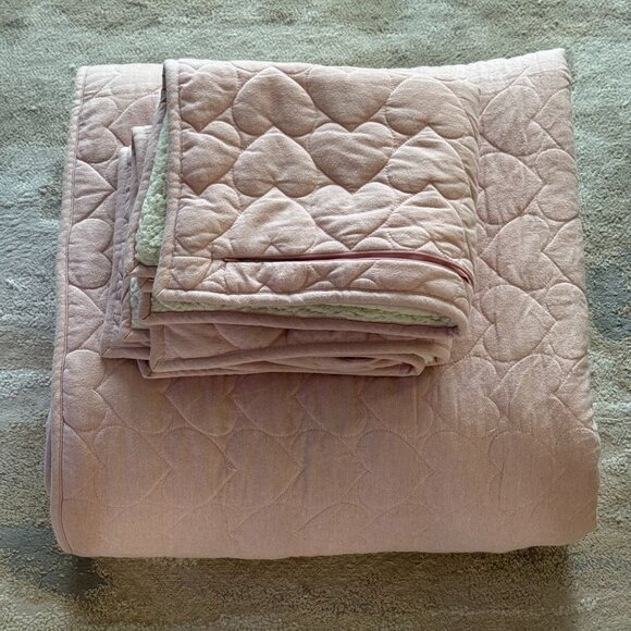 UGG Damietta Reversible Full/Queen Duvet Cover and Shams Pink Hearts 36”x45" - Picture 1 of 9